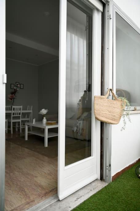 דירות רומא Peaceful Hideaway מראה חיצוני תמונה